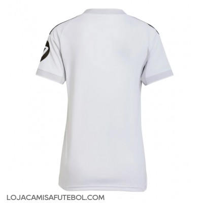 Camisa de Futebol Real Madrid Equipamento Principal Mulheres 2025-26 Manga Curta Camisa de Futebol Real Madrid Equipamento Principal Mulheres 2025-26 Manga Curta
